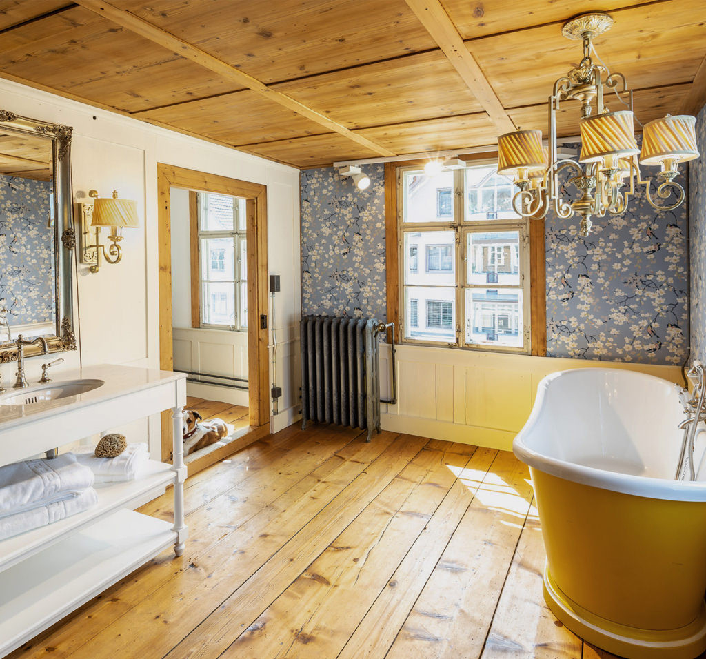 Badezimmer Landhausstil – Traditional Bathrooms pertaining to Badezimmer Landhausstil